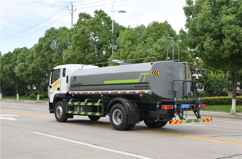 日照熱水運送車