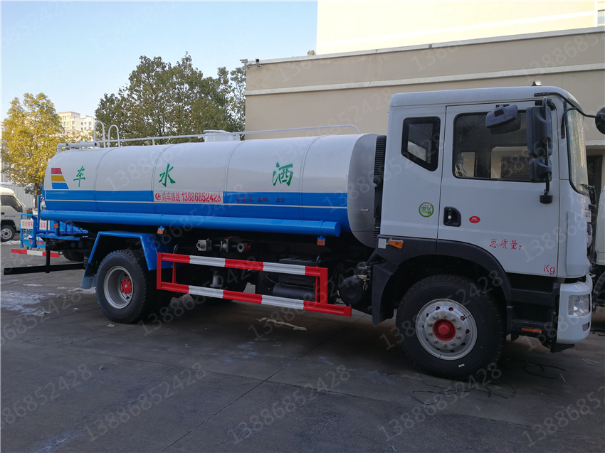 云浮保溫熱水運輸車怎么賣多少錢一輛